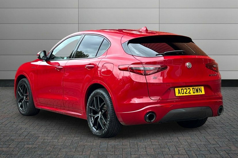 Alfa Romeo Stelvio 2.0T Veloce Suv Q4 Awd 280 Ps AO22DWN Red #3