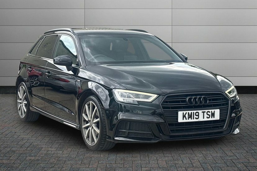 Audi A3 1.0 Tfsi 30 Black Edition Sportback Man Black