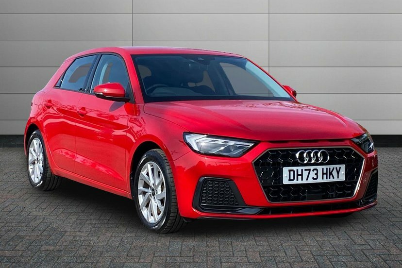 Audi A1 1.0 Tfsi 30 Sport Sportback S Tronic 1 Red