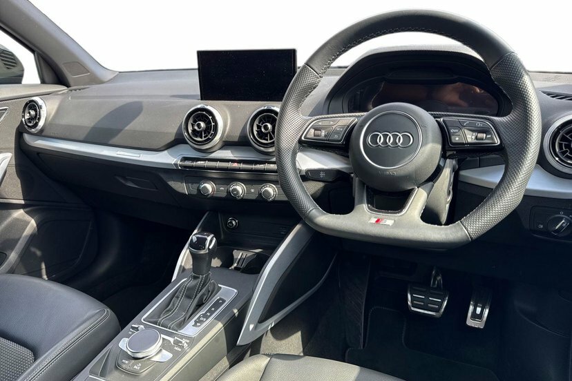 Audi Q2 1.5 Tfsi Cod 35 Black Edition Suv S Tro EA23FXP Black #6