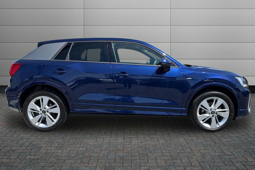 Audi Q2 1.5 Tfsi Cod 35 S Line Suv S Tronic 15 DC25WYV Blue #4