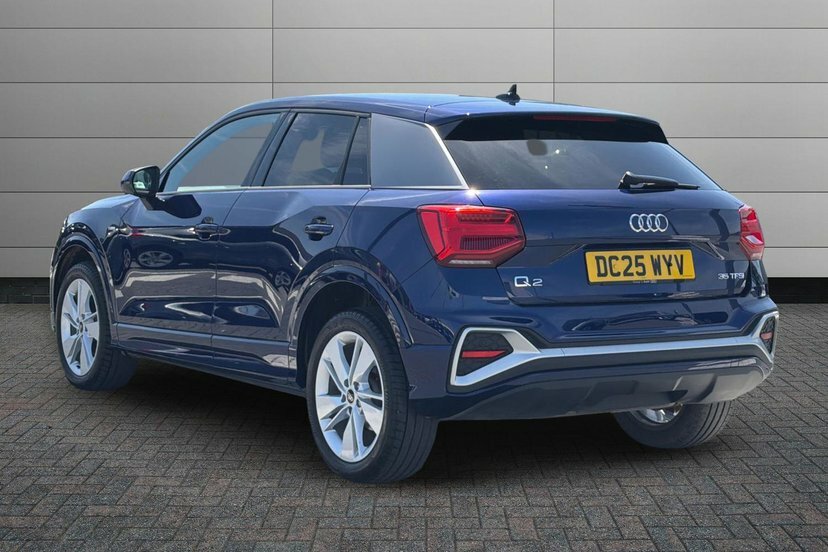 Audi Q2 1.5 Tfsi Cod 35 S Line Suv S Tronic 15 DC25WYV Blue #3