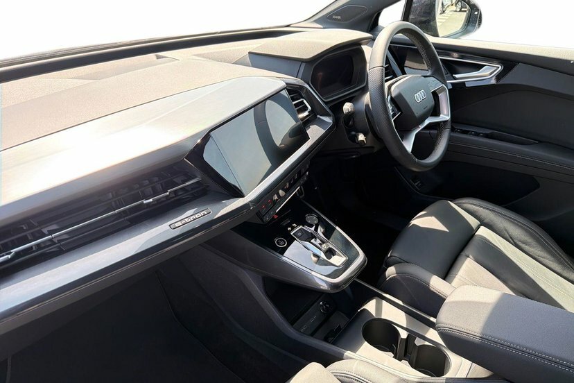 Audi Q4 E Tron 45 S Line Suv 82Kwh 286 Ps KN75XTD Purple #2