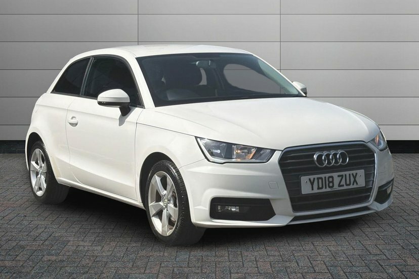 Audi A1 1.0 Tfsi Sport Hatchback 95 Ps White