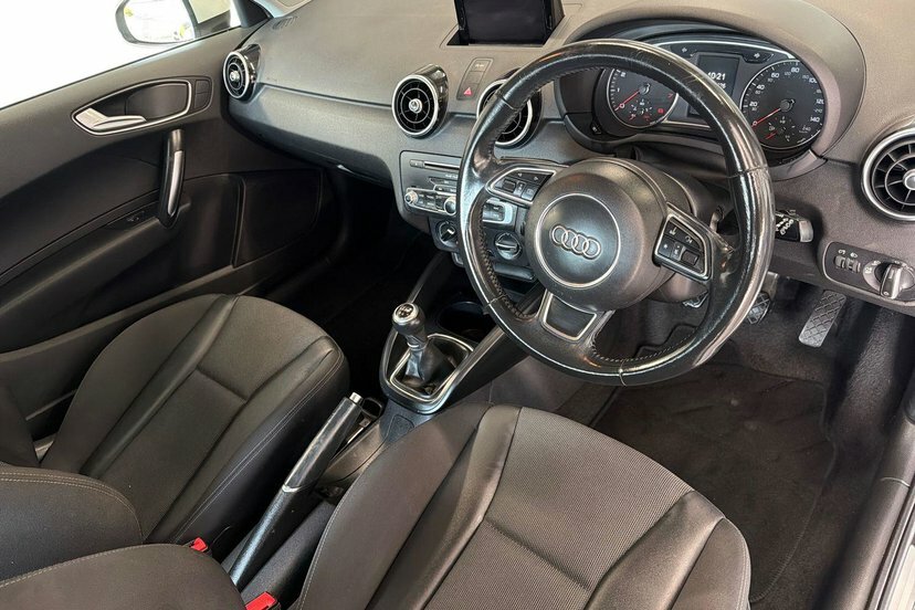 Audi A1 1.0 Tfsi Sport Hatchback 95 Ps YD18ZUX White #6