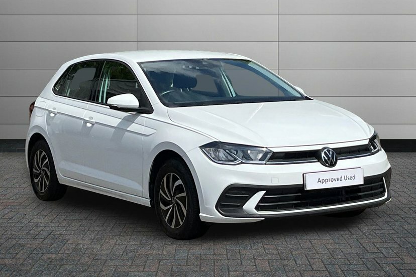 Volkswagen Polo 1.0 Tsi Life Hatchback 95 Ps AJ24NWW White