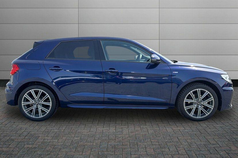 Audi A1 1.5 Tfsi 35 S Line Sportback S Tronic KU75ZVH Blue #4