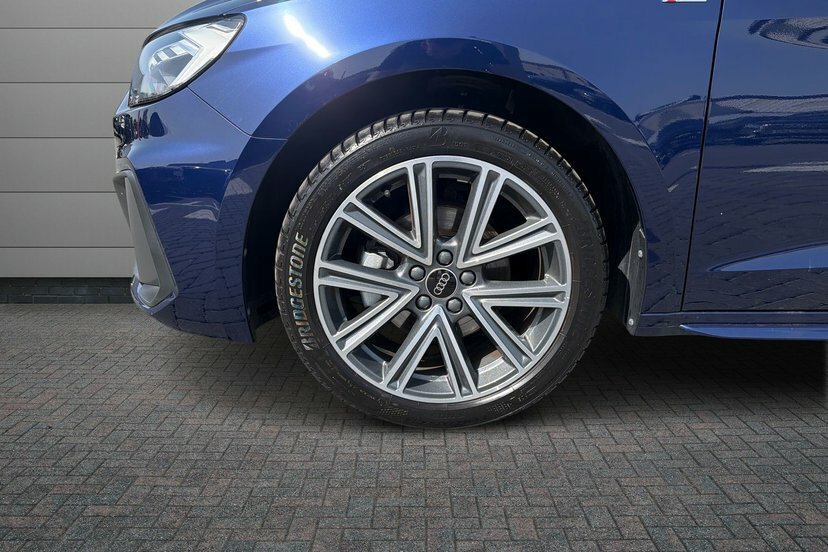 Audi A1 1.5 Tfsi 35 S Line Sportback S Tronic KU75ZVH Blue #5