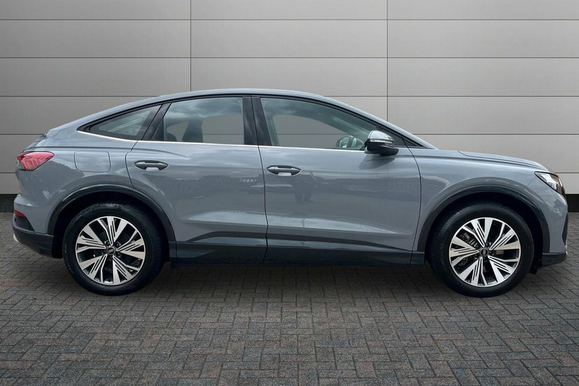 Audi Q4 E Tron 40 Sport Sportback 82Kwh 204 Ps HJ24NXY Grey #4