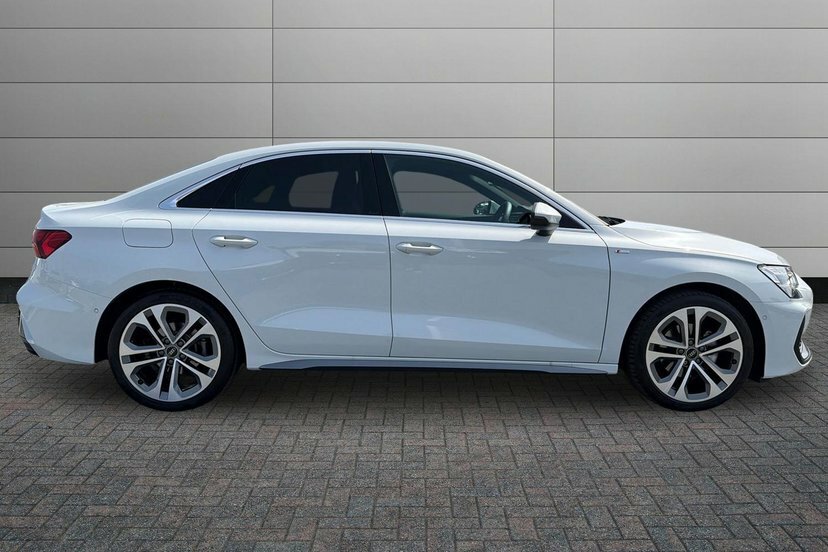 Audi A3 1.5 Tfsi 35 S Line Saloon S Tronic 150 KN75HHC White #4