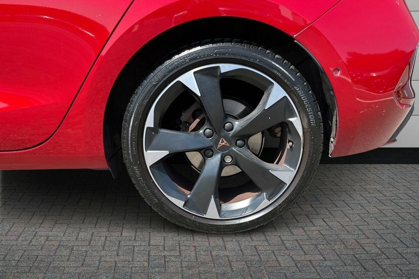 Cupra Leon 1.5 Etsi Evo V1 Hatchback Hybrid Dsg 1 Red #5