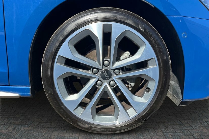 Audi A3 1.5 Tfsi 35 S Line Saloon S Tronic 150 AO75NPU Blue #5