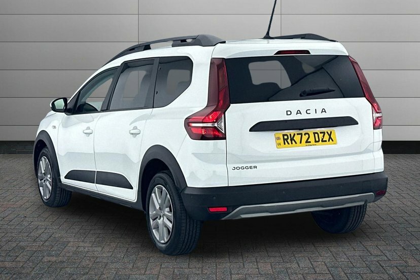 Dacia Jogger 1.0 Tce Comfort Mpv 110 Ps RK72DZX White #3