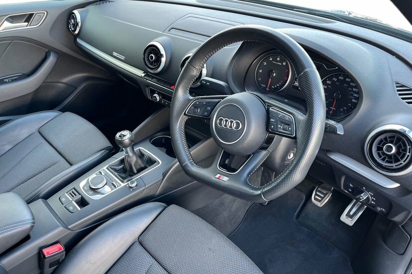 Audi A3 1.0 Tfsi 30 Black Edition Sportback Man Black #6
