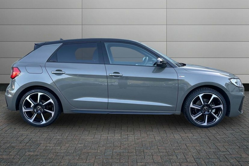 Audi A1 1.5 Tfsi 35 Black Edition Sportback S T EY26THK Grey #4