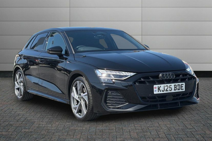 Audi A3 1.5 Tfsi Black Edition Sportback S Tron Black