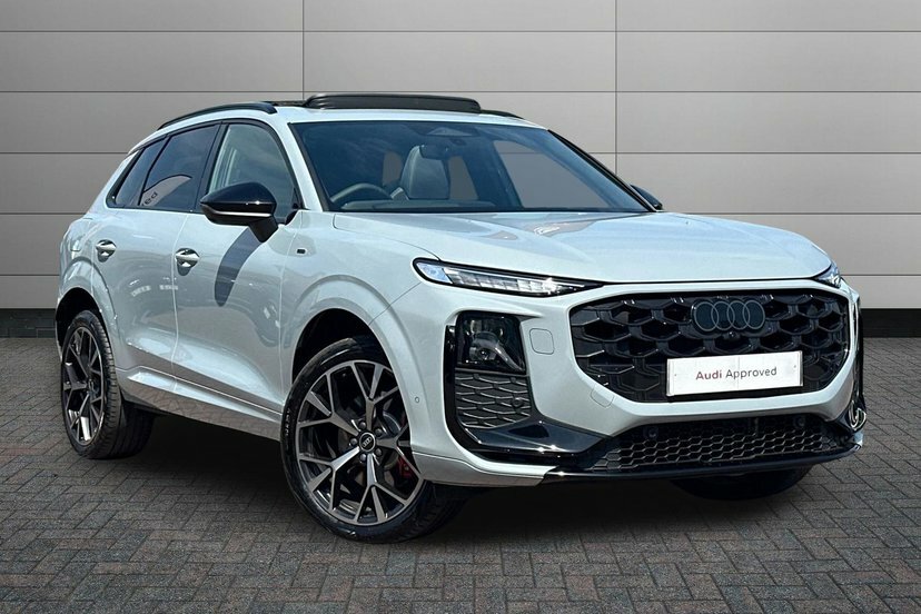 Audi Q3 1.5 E-hybrid Launch Edition Suv Plug-in Grey