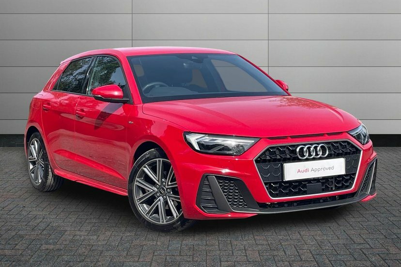 Audi A1 1.0 Tfsi 30 S Line Sportback 11 Red