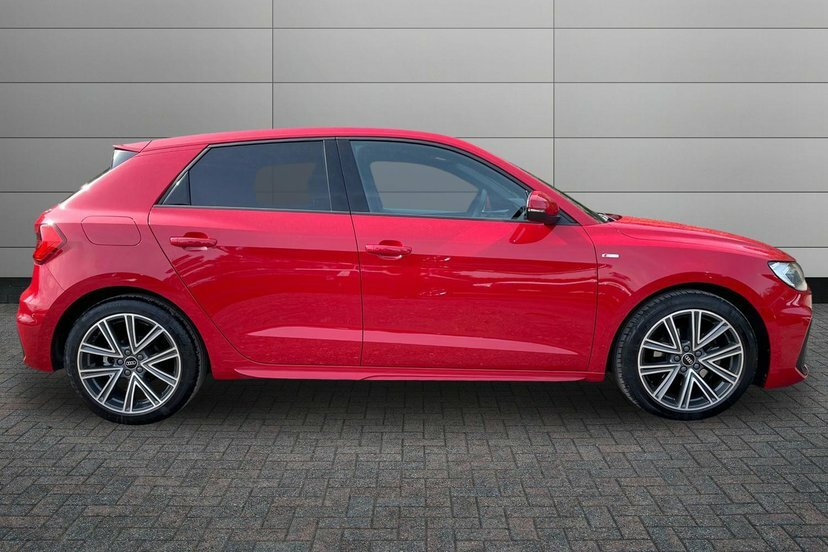 Audi A1 1.0 Tfsi 30 S Line Sportback 11 EX24LSO Red #4