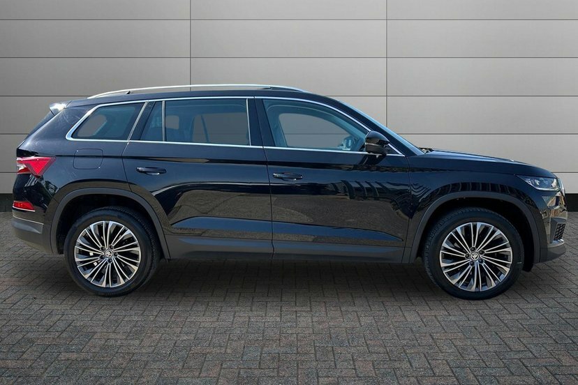 Skoda Kodiaq 1.5 Tsi Act Se L Executive Suv Dsg 7 S HK23CLF Black #4