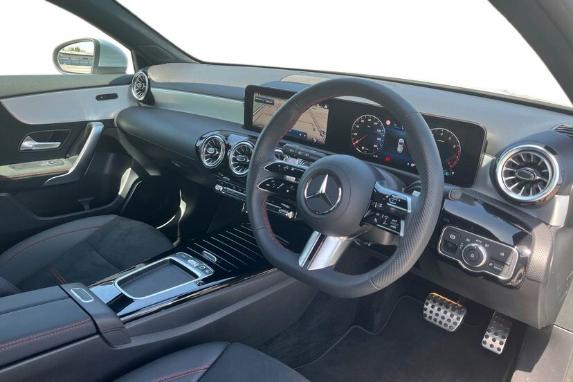 Mercedes-Benz A Class 1.3 A200h Mhev Amg Line Executive Hatchback KP75OYY Silver #5
