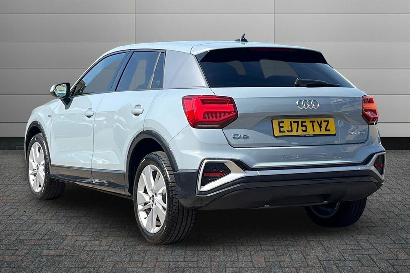 Audi Q2 1.5 Tfsi Cod 35 S Line Suv S Tronic 15 Grey #3