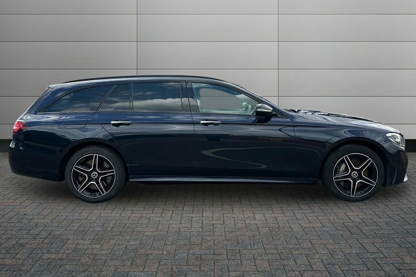 Mercedes-Benz E Class 2.0 E300de 13.5Kwh Amg Line Night Edition Premium WA72SJX Blue #3