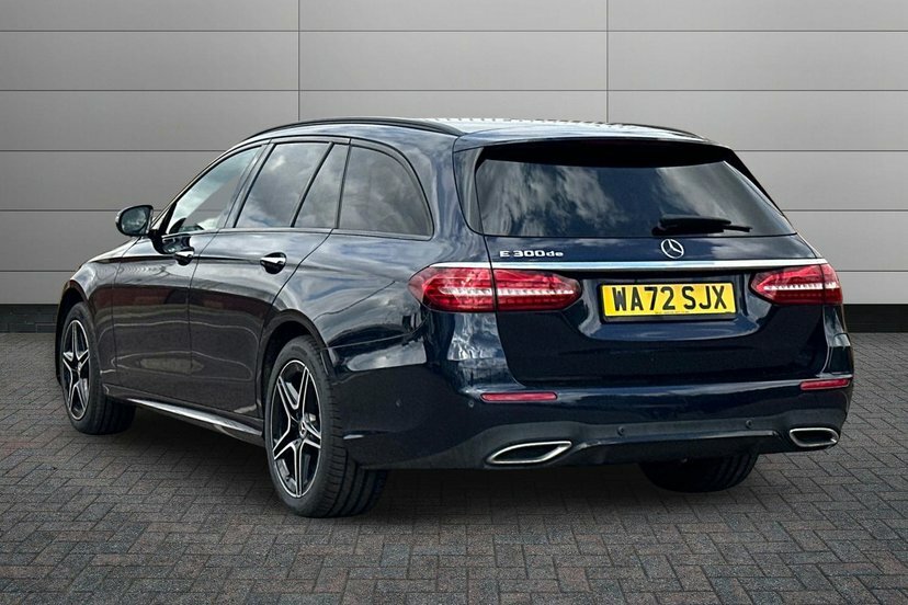 Mercedes-Benz E Class 2.0 E300de 13.5Kwh Amg Line Night Edition Premium WA72SJX Blue #2