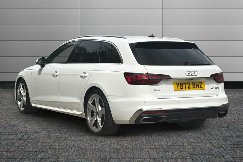 Audi A4 Avant 2.0 Tfsi 40 S Line Estate S Tronic 204 YD72BHZ White #3