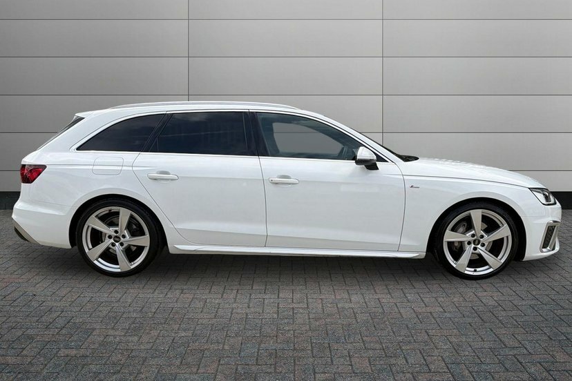 Audi A4 Avant 2.0 Tfsi 40 S Line Estate S Tronic 204 YD72BHZ White #4