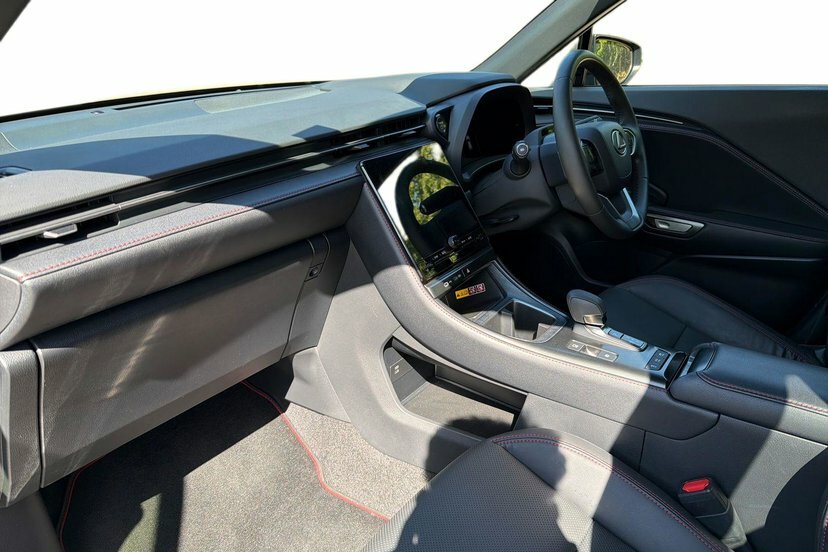 Lexus LBX 1.5 Vvt-ie Premium Plus Design Suv Hybr FM74RRZ Grey #2