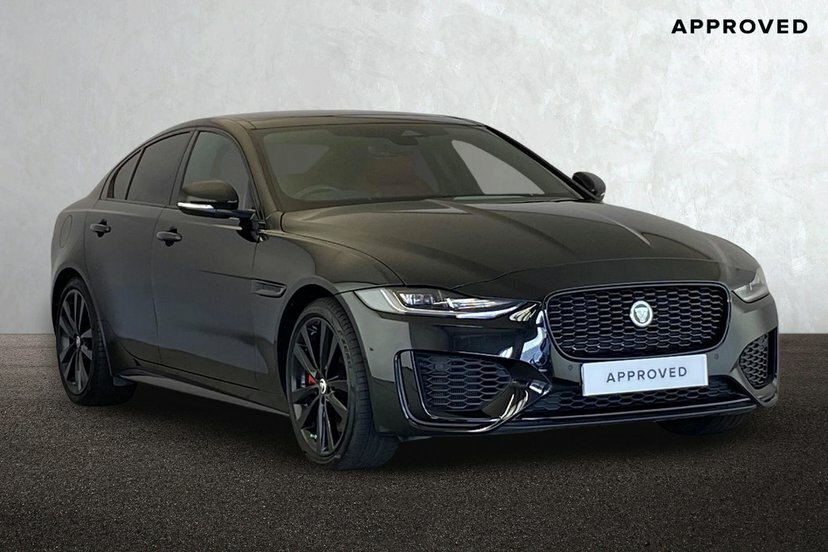 Jaguar XE 2.0 P300i Sport Saloon Awd 300 Ps EX73HGN Black