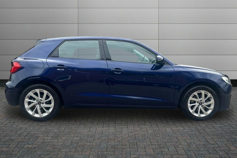 Audi A1 1.0 Tfsi 30 Sport Sportback S Tronic 1 GY23SKJ Blue #4