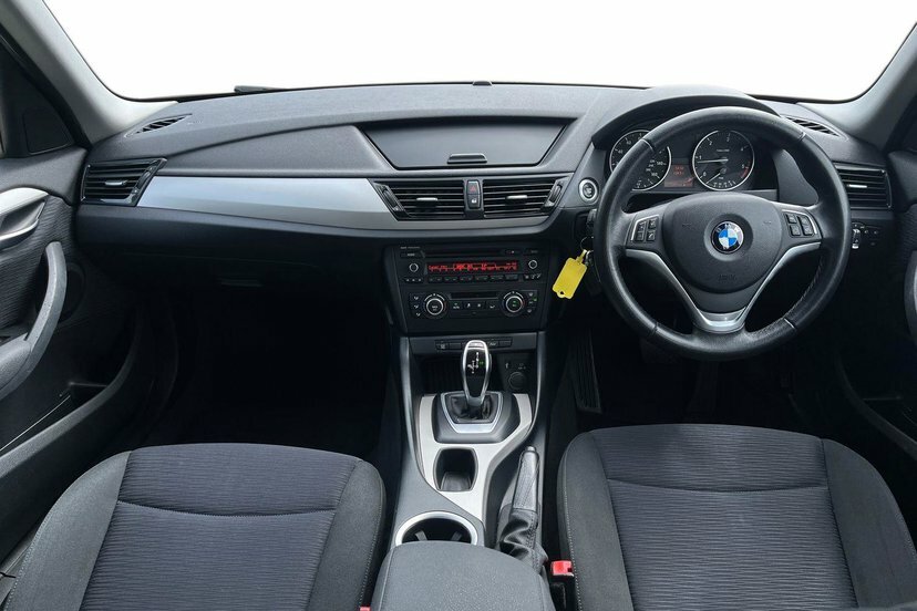 BMW X1 2.0 18D Se Suv Xdrive Euro 5 143 FN64OLV Black #6