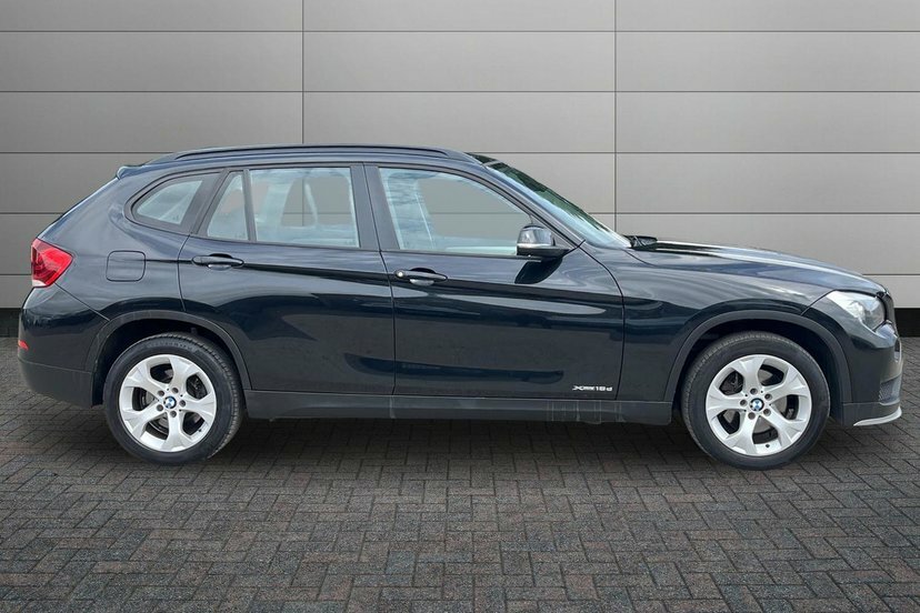 BMW X1 2.0 18D Se Suv Xdrive Euro 5 143 FN64OLV Black #4