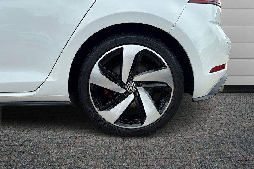 Volkswagen Golf 2.0 Tsi Gti Hatchback 230 Ps VA18TBU White #5