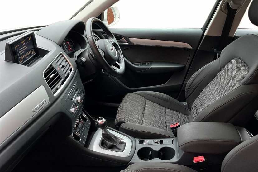 Audi Q3 2.0 Tdi Sport Suv S Tronic Quattro 150 YS67HAU White #2