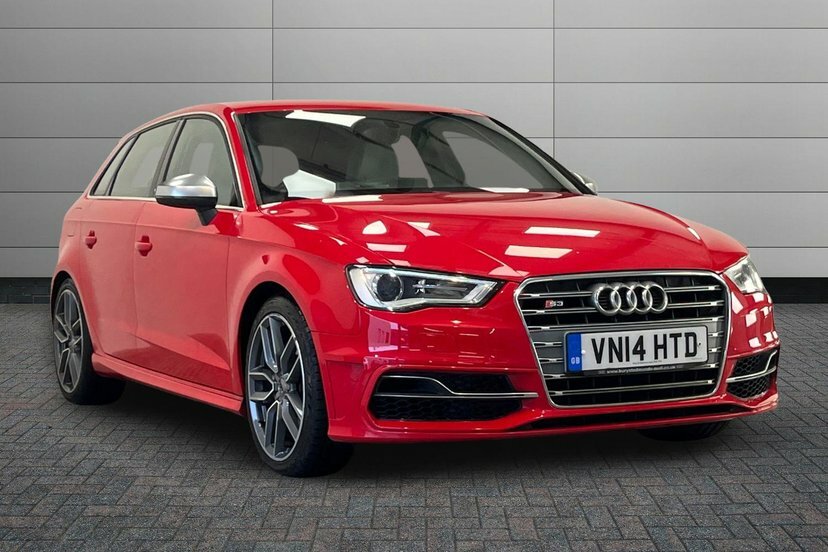 Audi S3 2.0 Tfsi Sportback S Tronic Quattro 30 Red