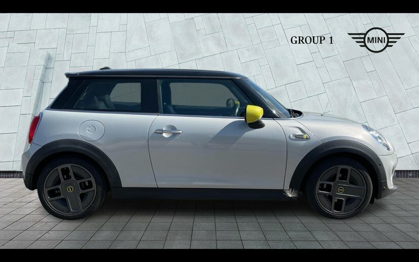 Mini Hatch Level 3 White #3