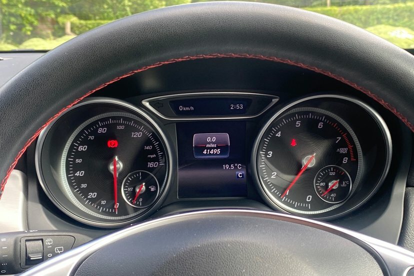 Mercedes-Benz GLA Class Gla180 Amg Line Edition DK69SUV White #6
