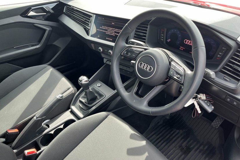 Audi A1 1.0 Tfsi 30 Technik Sportback 1 AR23ENC Red #6