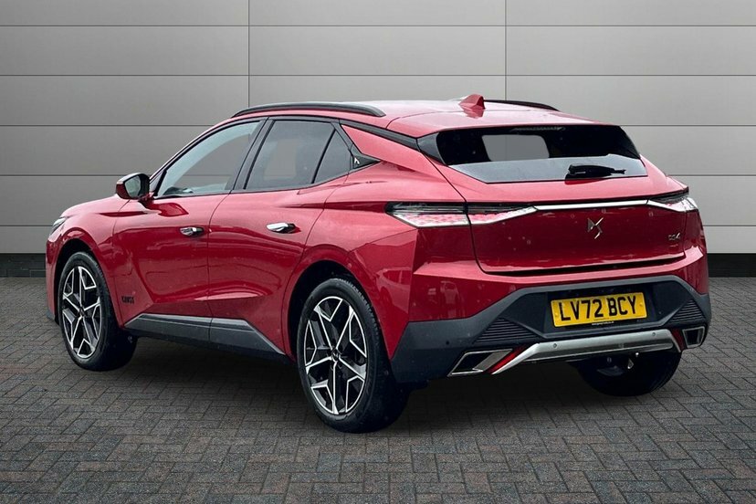 DS DS 4 1.6 Puretech Cross Rivoli Hatchback Eat Red #3