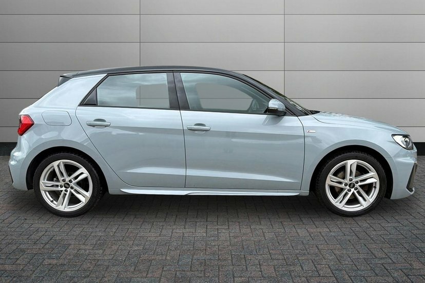 Audi A1 1.0 Tfsi 30 S Line Sportback S Tronic EK72OMH Grey #4