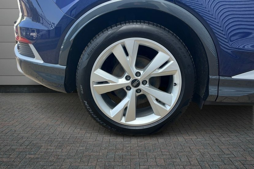 Audi Q4 E Tron 40 S Line Sportback 82Kwh 204 P NL23TTO Blue #5