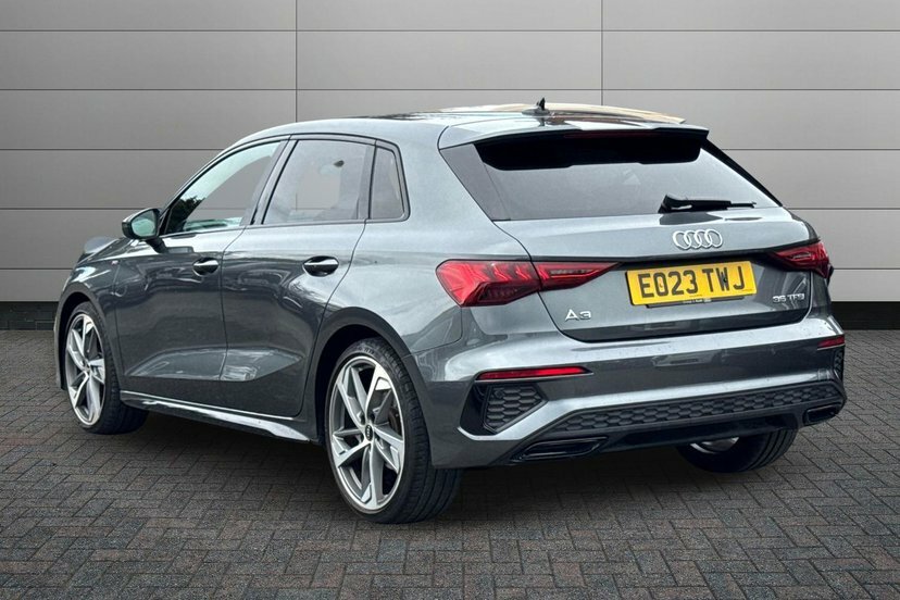 Audi A3 1.5 Tfsi 35 Edition 1 Sportback S Troni EO23TWJ Grey #3
