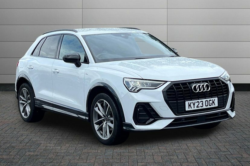 Audi Q3 1.5 Tfsi Cod 35 Black Edition Suv S Tro White
