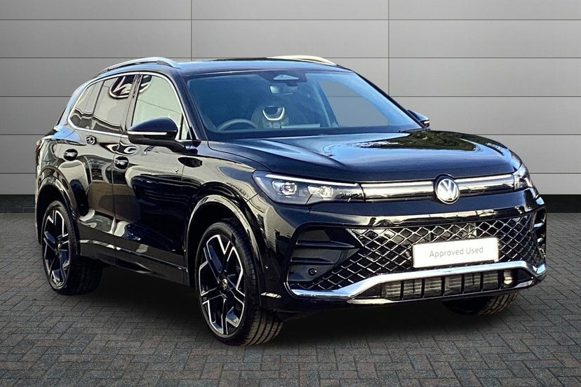 Volkswagen Tiguan 1.5 Etsi Mhev R-line Suv Hybrid Dsg 15 Black