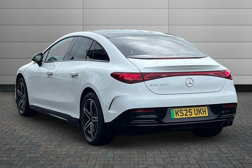 Mercedes-Benz EQE Eqe 350 96Kwh Amg Line Night Edition Premium Sa KS25UKH White #2