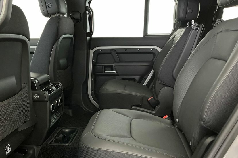 Land Rover Defender 130 3.0 D350 Mhev X-dynamic Hse Suv 4W #4