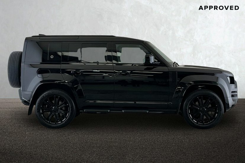Land Rover Defender 110 4.4 P635 V8 Mhev Octa Black Suv 4W #5